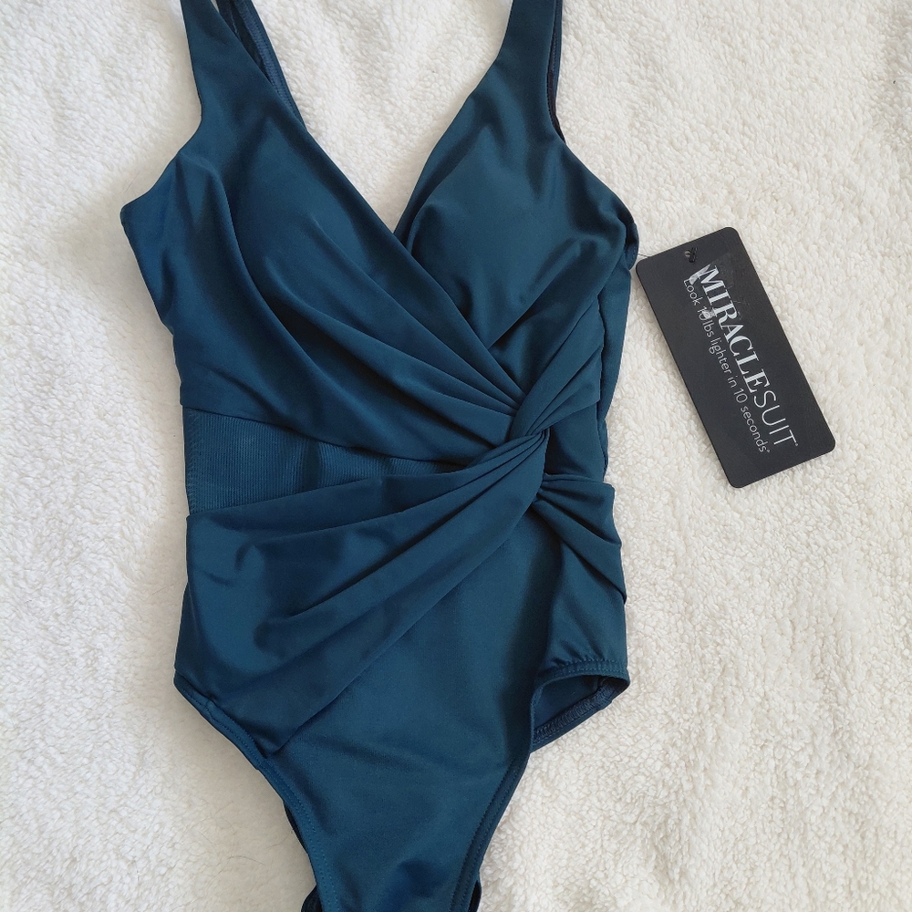 Miraclesuit Nova Green One Piece Swimsuit Size 6 Slimming Tummy Control NWT - Picture 5 of 5